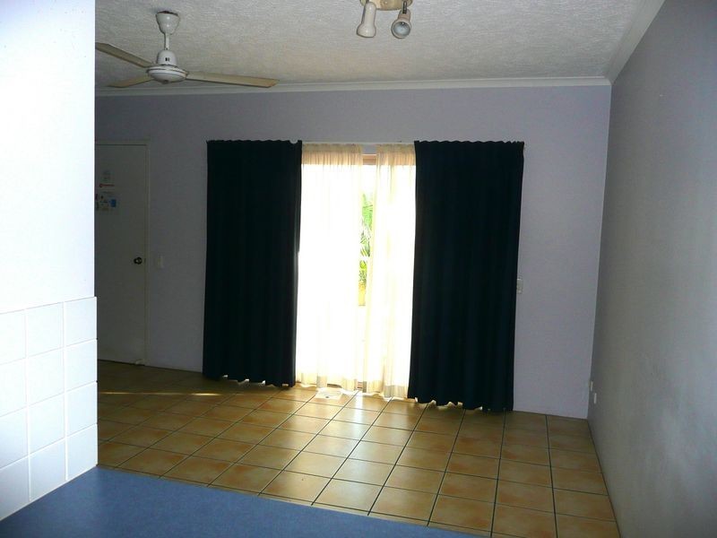 9/129 Oleander Street, Holloways Beach QLD 4878