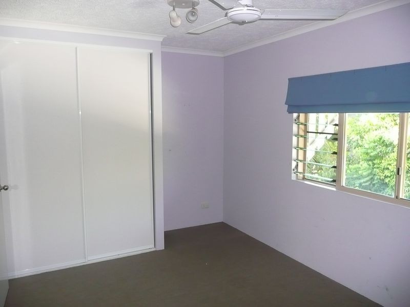 9/129 Oleander Street, Holloways Beach QLD 4878