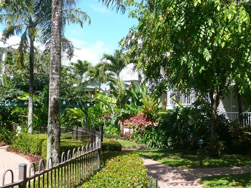 9/129 Oleander Street, Holloways Beach QLD 4878