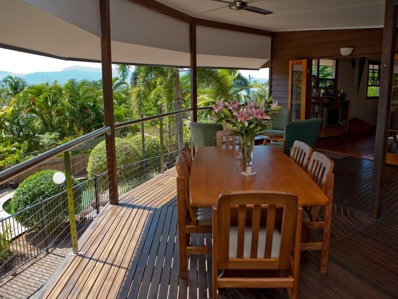 23 Trundle Terrace, Whitfield QLD 4870