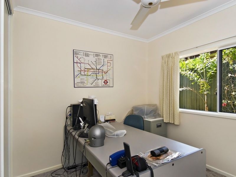 20 Mackey Close, Brinsmead QLD 4870