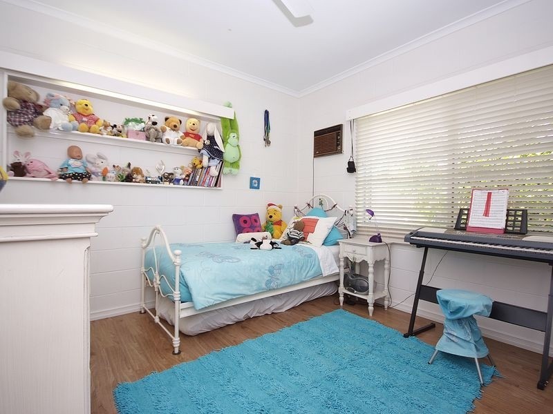 7 Torrance Avenue, Edge Hill QLD 4870