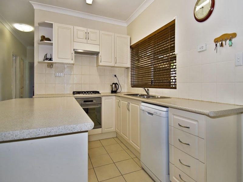 11 Kimberley Street, Trinity Park QLD 4879