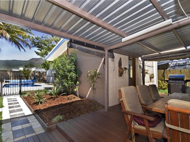 11 Kimberley Street, Trinity Park QLD 4879