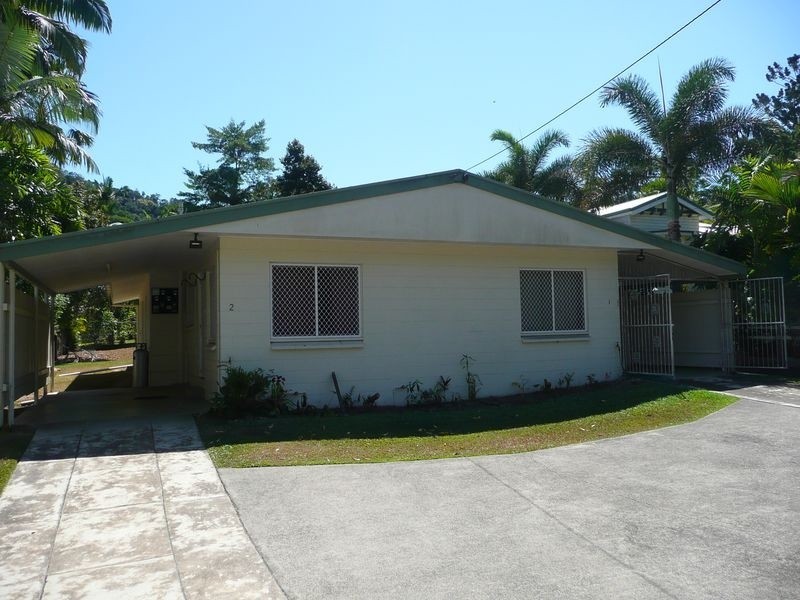 102 Collins Avenue, Edge Hill QLD 4870