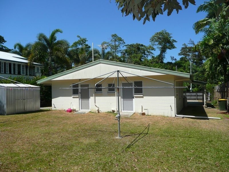 102 Collins Avenue, Edge Hill QLD 4870