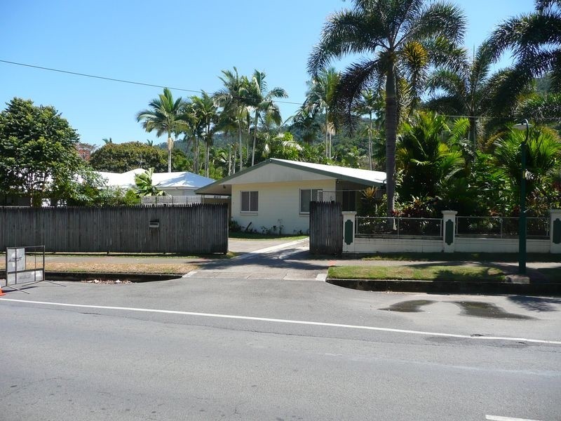102 Collins Avenue, Edge Hill QLD 4870