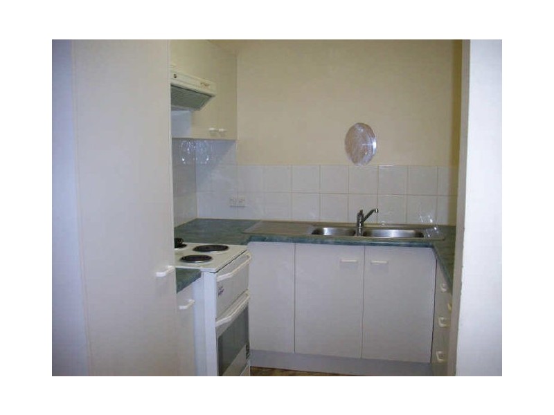 4/8 Grantala Street, Manoora QLD 4870