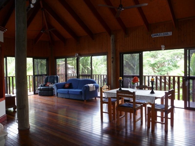 6 Fox Close, Brinsmead QLD 4870