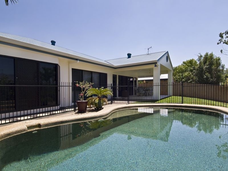 187 McFarlane Drive, Kanimbla QLD 4870