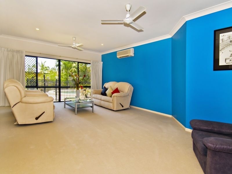 187 McFarlane Drive, Kanimbla QLD 4870