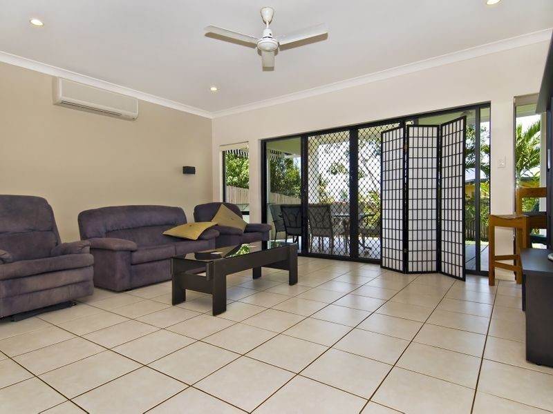 187 McFarlane Drive, Kanimbla QLD 4870