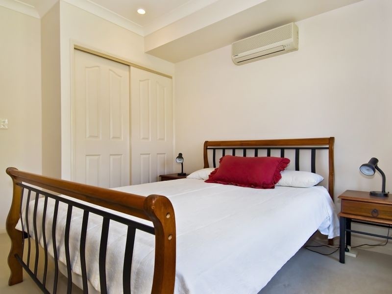 187 McFarlane Drive, Kanimbla QLD 4870