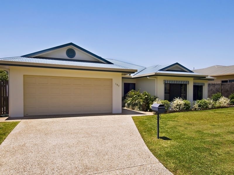 187 McFarlane Drive, Kanimbla QLD 4870