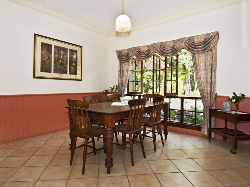 6 Rhapis Court, Whitfield QLD 4870