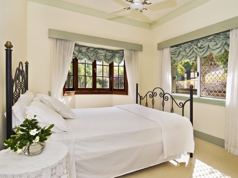 6 Rhapis Court, Whitfield QLD 4870