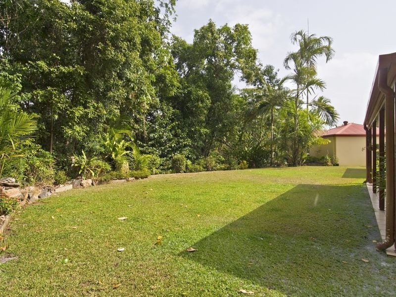 6 Rhapis Court, Whitfield QLD 4870