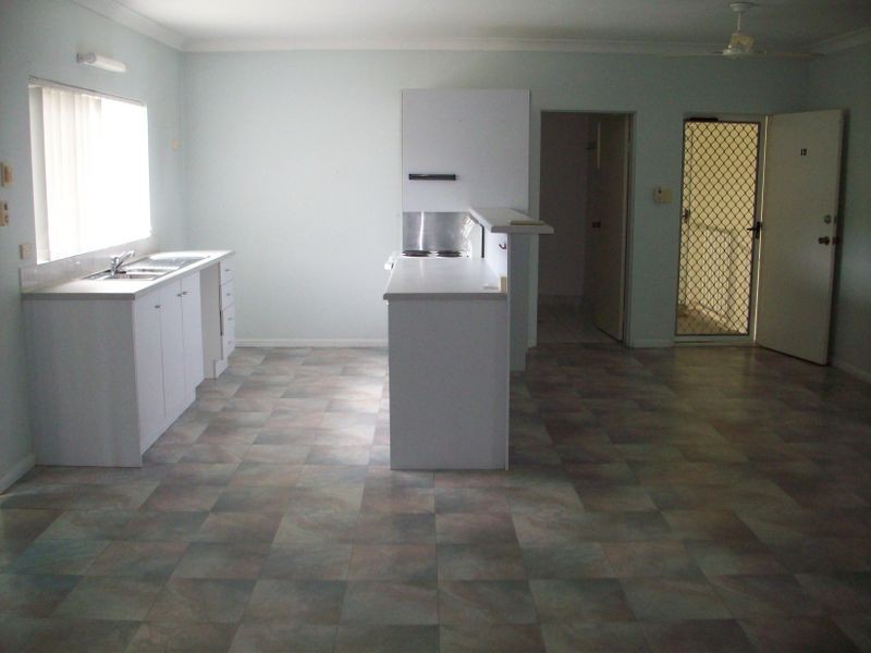 12/24 Springfield Crescent, Manoora QLD 4870