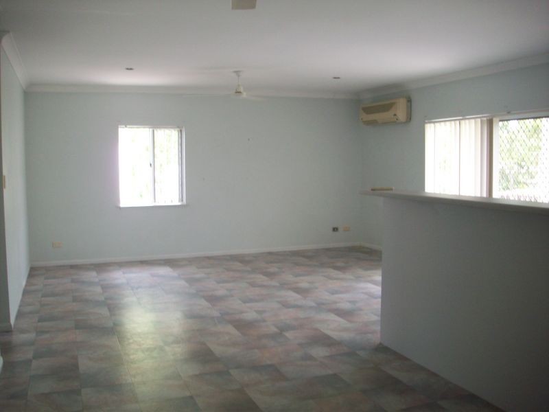 12/24 Springfield Crescent, Manoora QLD 4870