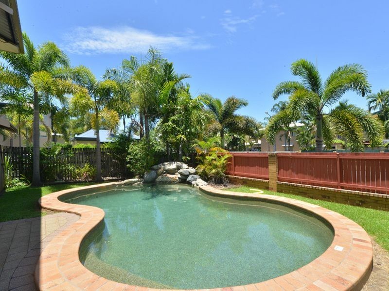 11/6 Grantala Street, Manoora QLD 4870