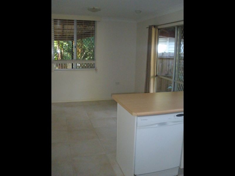 3/23 Heavey Crescent, Whitfield QLD 4870