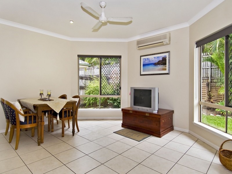 12 St Albans Close, Brinsmead QLD 4870