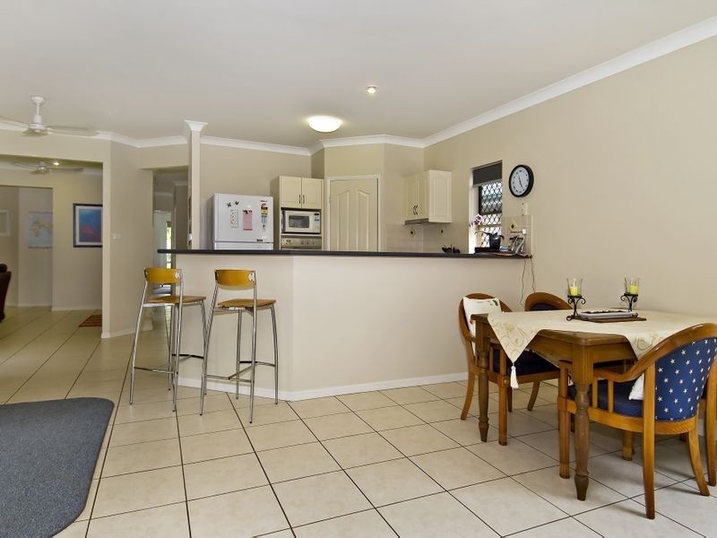 12 St Albans Close, Brinsmead QLD 4870