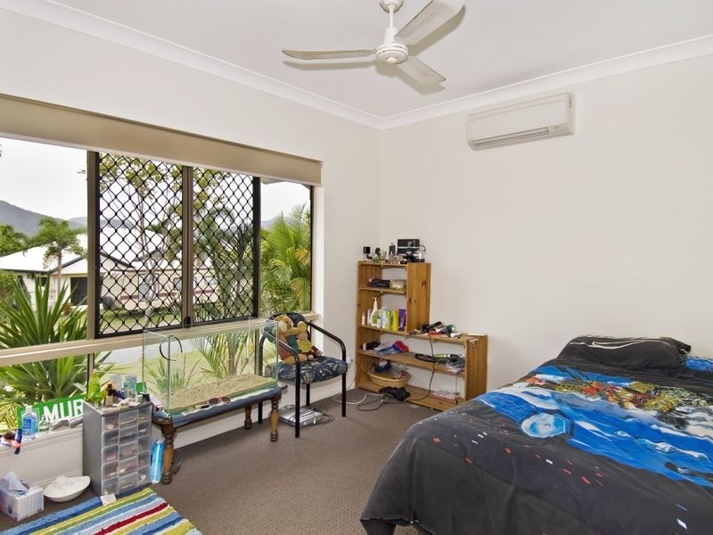 12 St Albans Close, Brinsmead QLD 4870