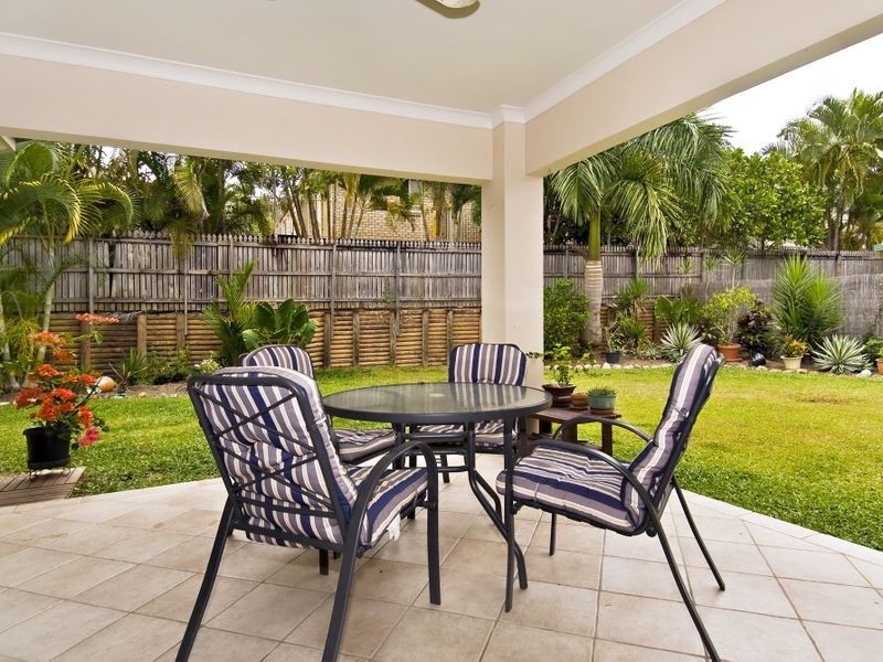 12 St Albans Close, Brinsmead QLD 4870