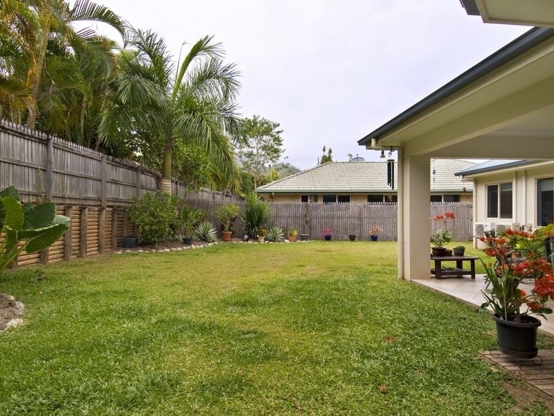 12 St Albans Close, Brinsmead QLD 4870