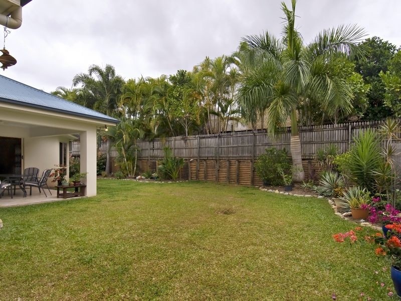 12 St Albans Close, Brinsmead QLD 4870