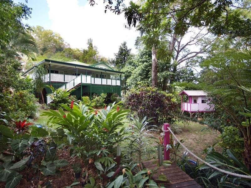 17 Martin Street, Freshwater QLD 4870