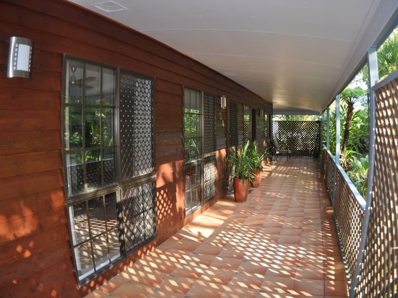 24 Mcfarlane Drive, Kanimbla QLD 4870