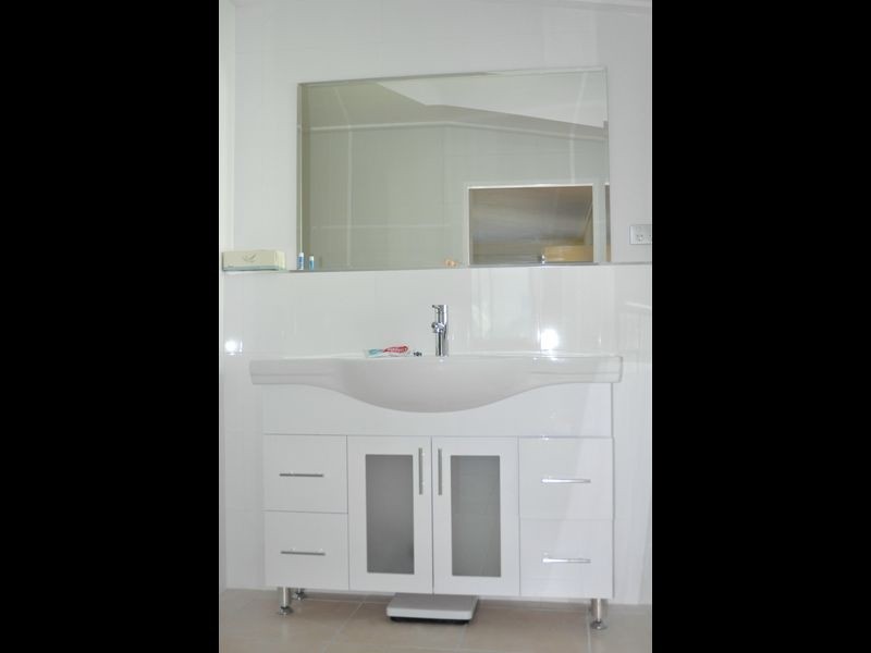 24 Mcfarlane Drive, Kanimbla QLD 4870
