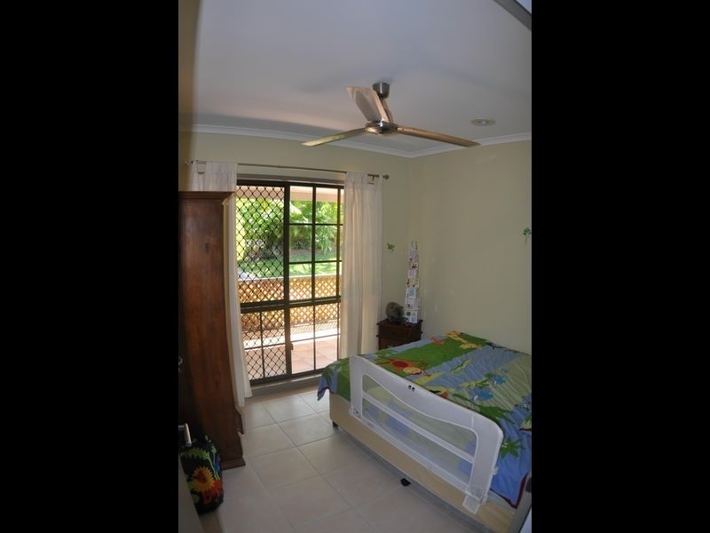 24 Mcfarlane Drive, Kanimbla QLD 4870