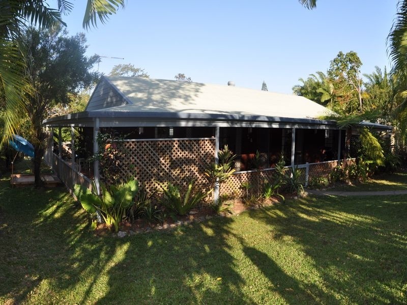 24 Mcfarlane Drive, Kanimbla QLD 4870