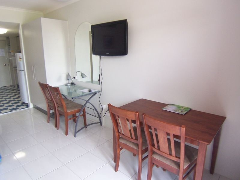 201/136 Sheridan Street, Aeroglen QLD 4870