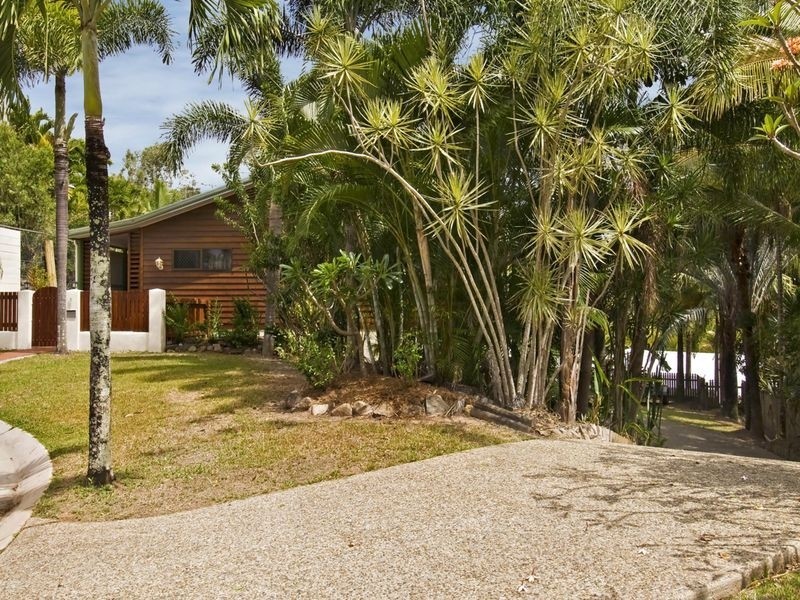 5 Donnelly Close, Brinsmead QLD 4870