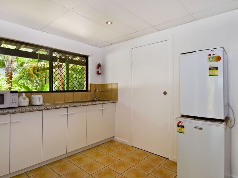5 Donnelly Close, Brinsmead QLD 4870