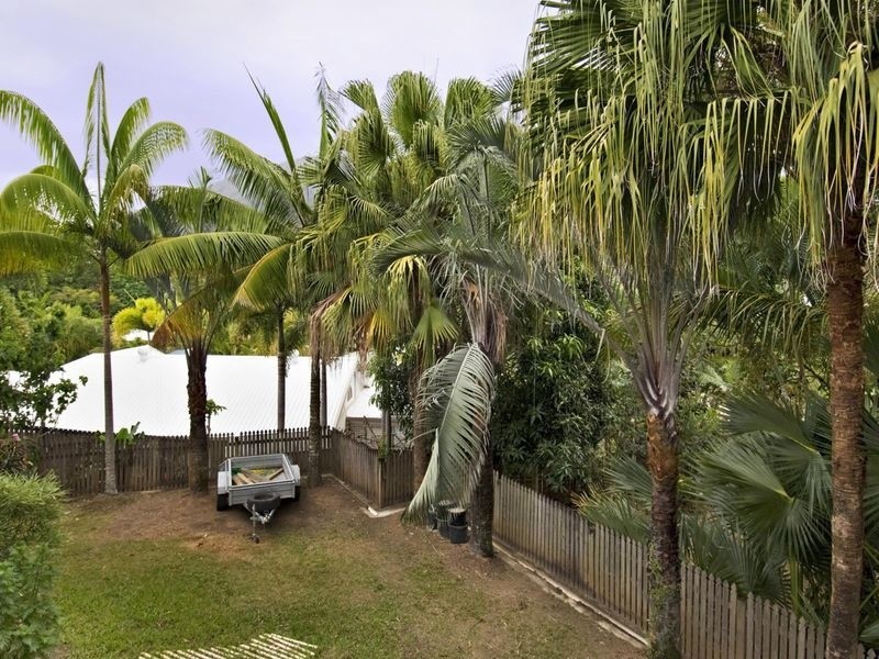 5 Donnelly Close, Brinsmead QLD 4870