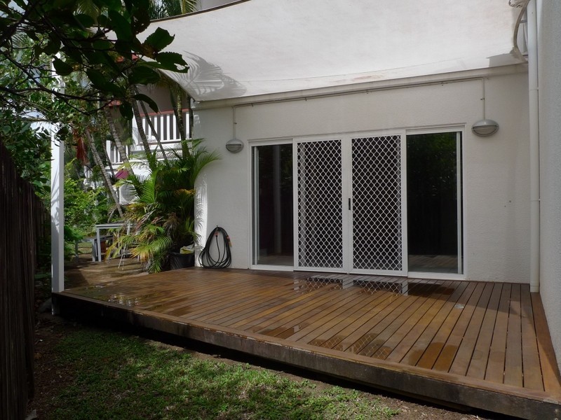 11/30 Springfield Crescent, Manoora QLD 4870