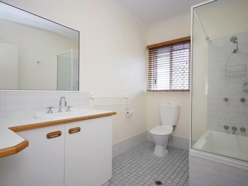 11/30 Springfield Crescent, Manoora QLD 4870