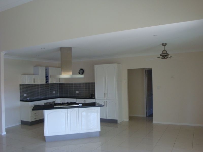 4 Colbeck Street, Mount Sheridan QLD 4868