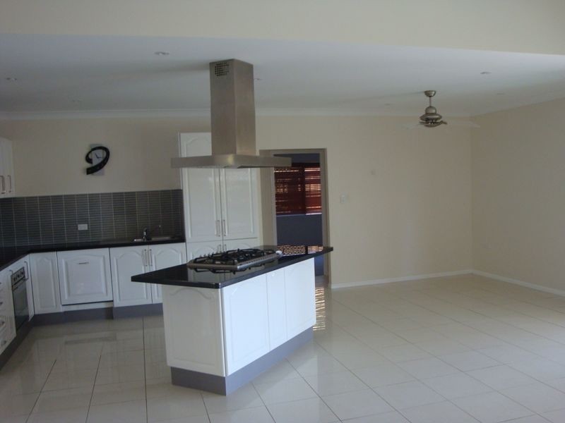 4 Colbeck Street, Mount Sheridan QLD 4868