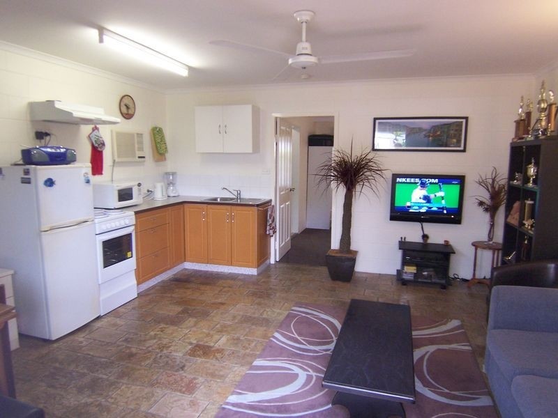 13/12 Cannon Street, Manunda QLD 4870