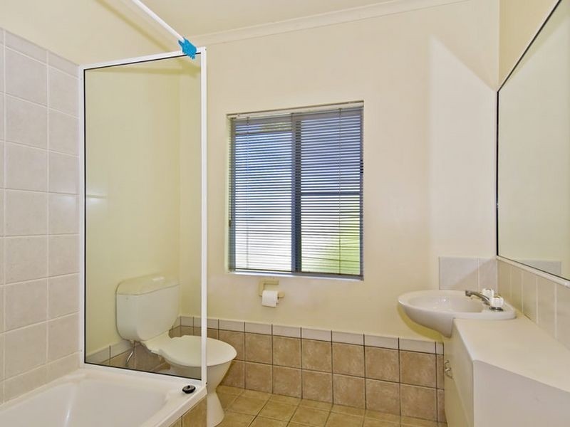 23/34 Lily Street, Cairns North QLD 4870