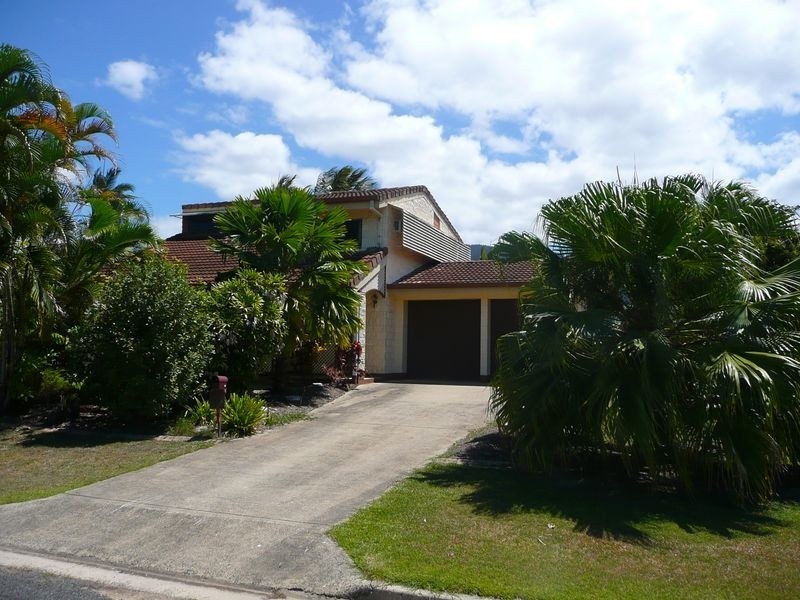 15 Cayley Street, Trinity Beach QLD 4879