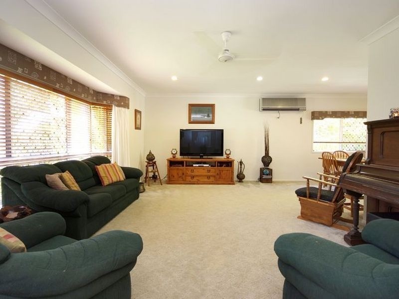 6 Pellowe Street, Clifton Beach QLD 4879