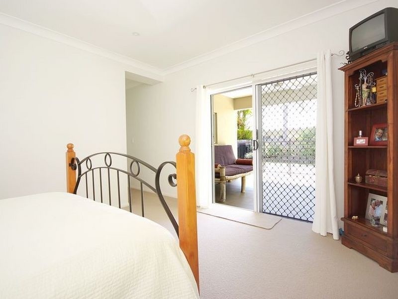 6 Pellowe Street, Clifton Beach QLD 4879
