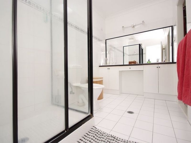 6 Pellowe Street, Clifton Beach QLD 4879